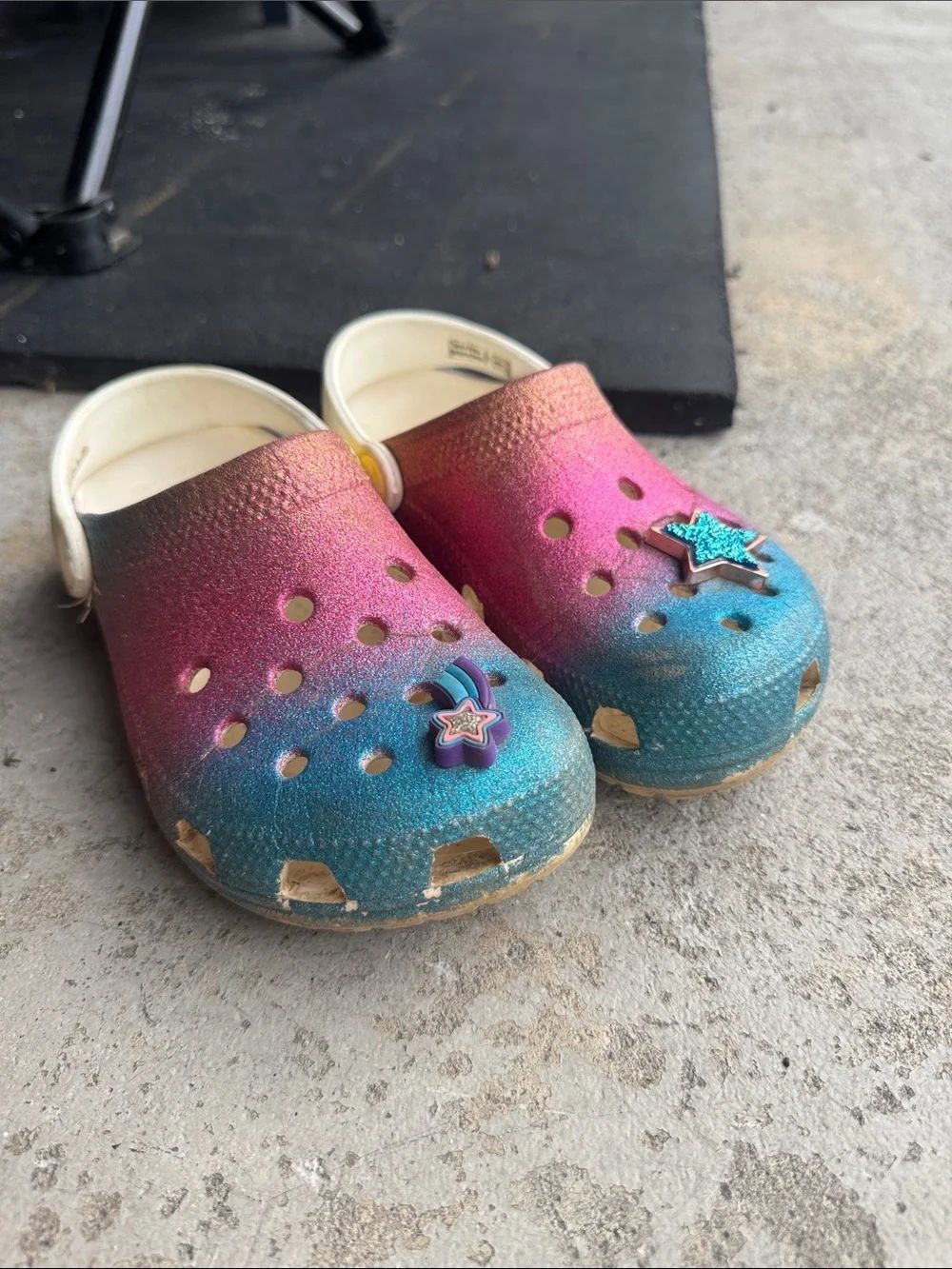 Kids Glitter Ombre Clog Shoes